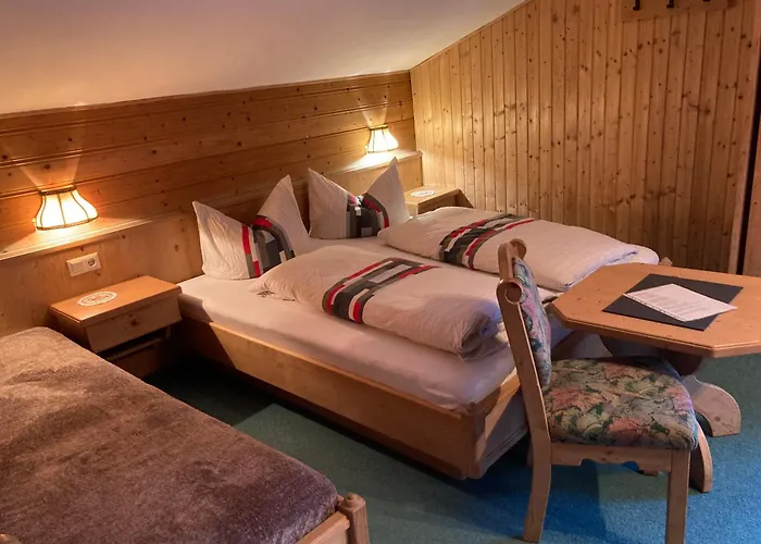 Alpenhof Huber Panzió Pettneu am Arlberg